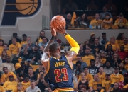 开云APP-猛龙队在主场逆转湖人队，取得精彩胜利的简单介绍