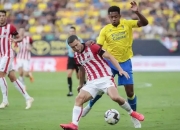 开云平台-汉堡球员再次放行，引发球迷不满