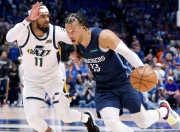 开云体育官网-爵士力克新疆队，布伦森点燃赛场