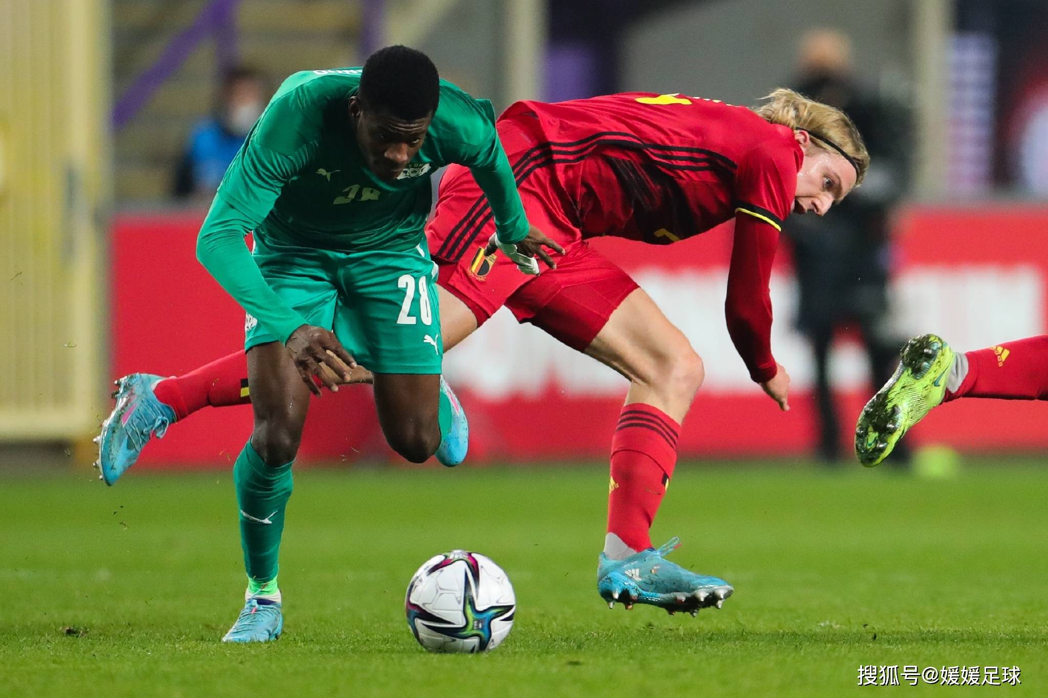 斯洛伐克客场逼平，晋级悬念依然存在的简单介绍