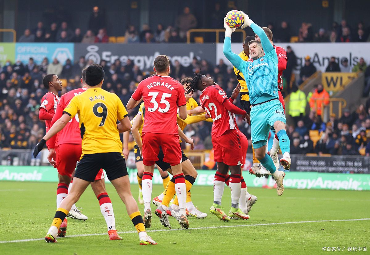 包含拜仁慕尼黑神射手连续破门,再次成为焦点的词条 包含拜仁慕尼黑神射手连续破门,再次成为焦点的词条