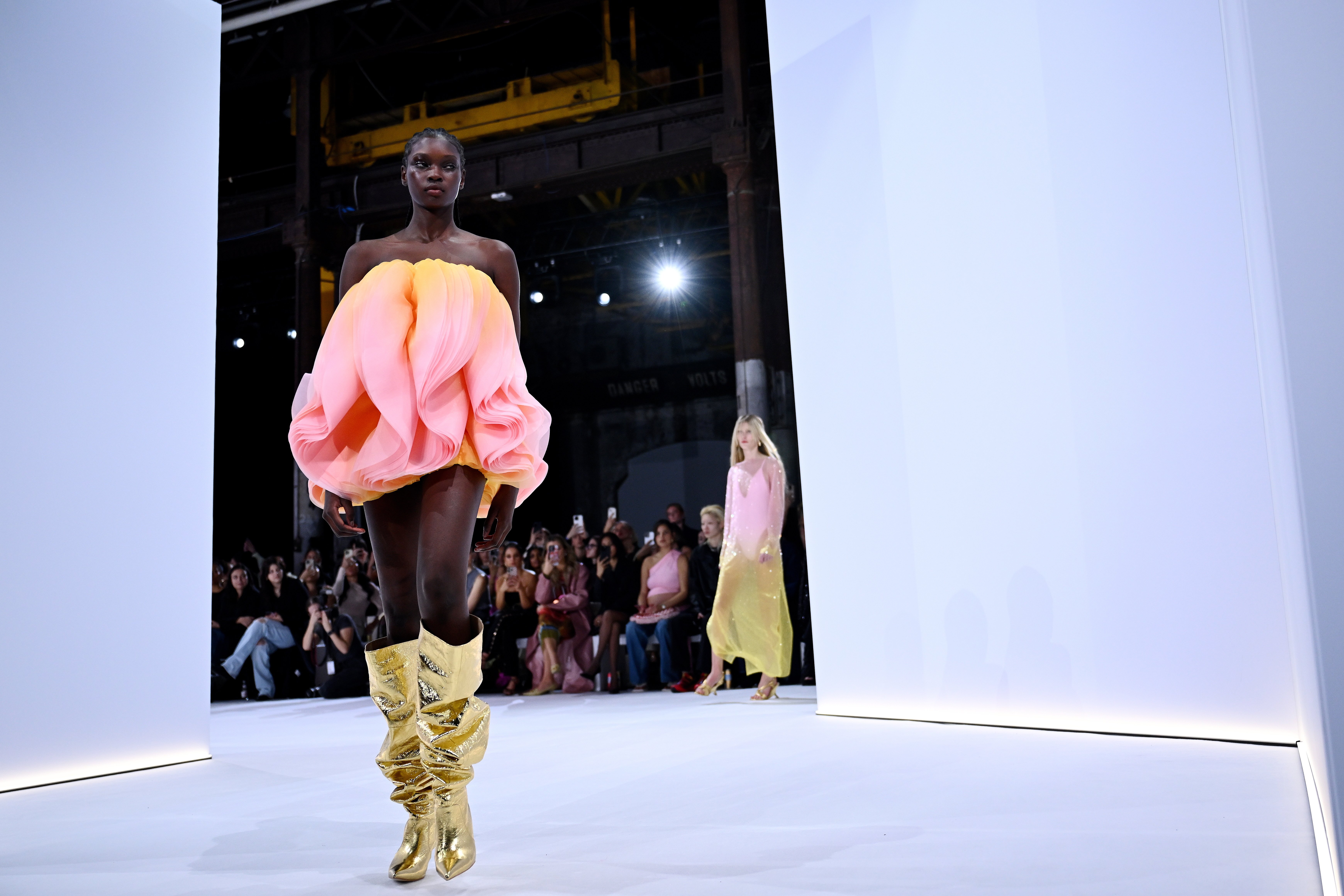 澳大利亚新秀惊艳表现,锦标赛备受赞誉的简单介绍 澳大利亚新秀惊艳表现,锦标赛备受赞誉的简单介绍