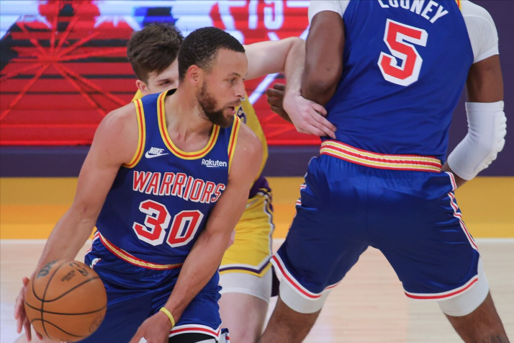 包含体育节目专家分析战况,球队优势不易被动打破的词条 包含体育节目专家分析战况,球队优势不易被动打破的词条