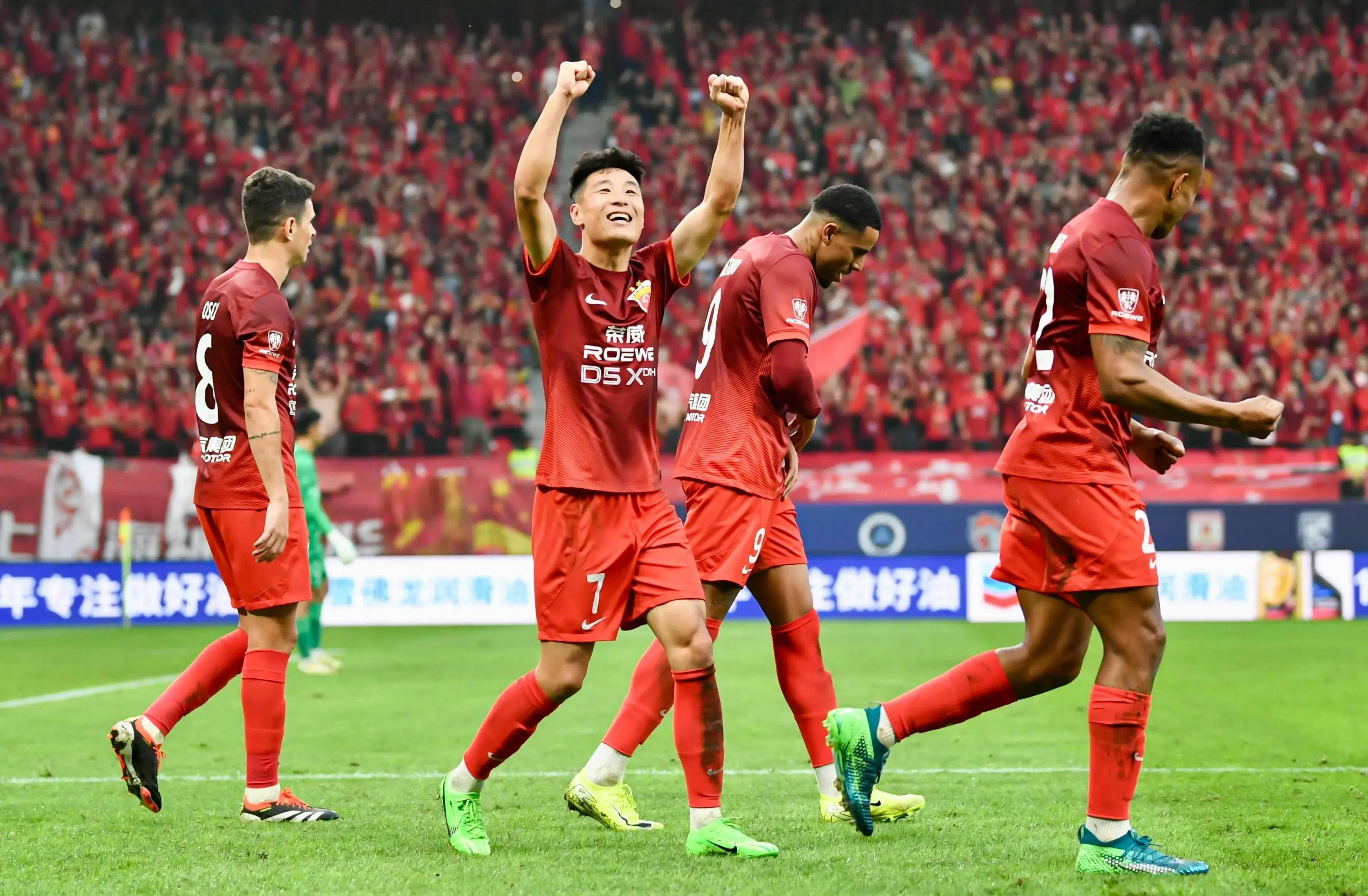 阿曼球队在亚冠比赛中力挫对手！