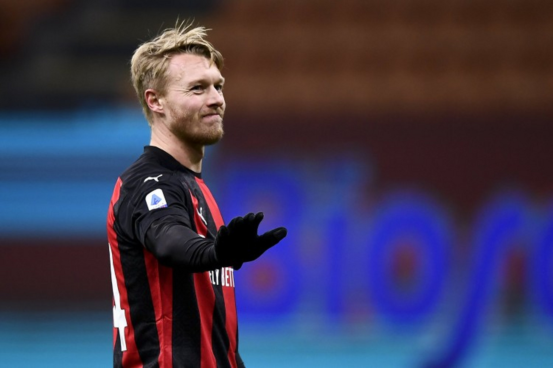 关于AC米兰后防线成比赛保障，稳固积分榜首的信息