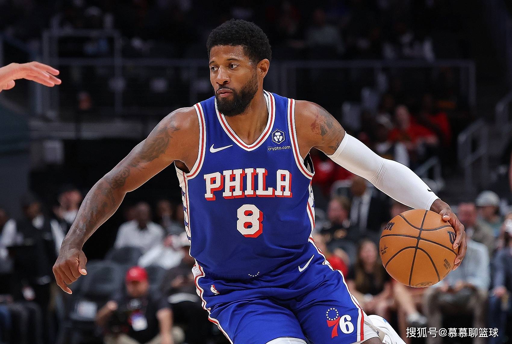 乔治多次抢断得手，率快船队夺得胜利的简单介绍