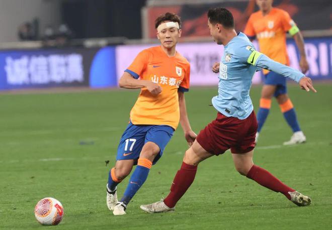 山东鲁能扳平天津泰达，保持不败纪录的简单介绍