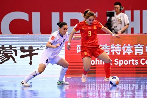 中国女足实力强劲，取得连胜