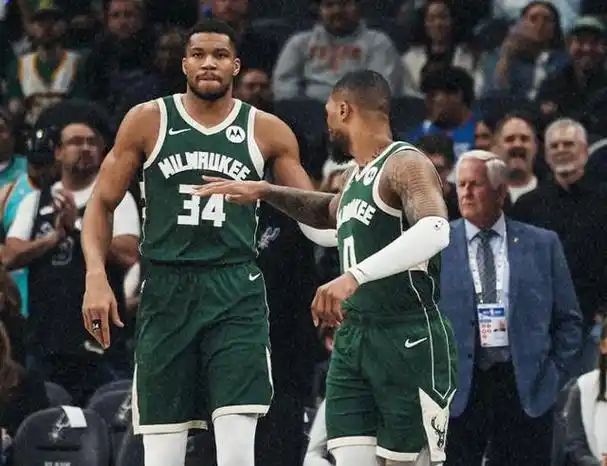 包含雄鹿提前锁定赛区第一,阿德托昆博高效得分稳的词条 包含雄鹿提前锁定赛区第一,阿德托昆博高效得分稳的词条