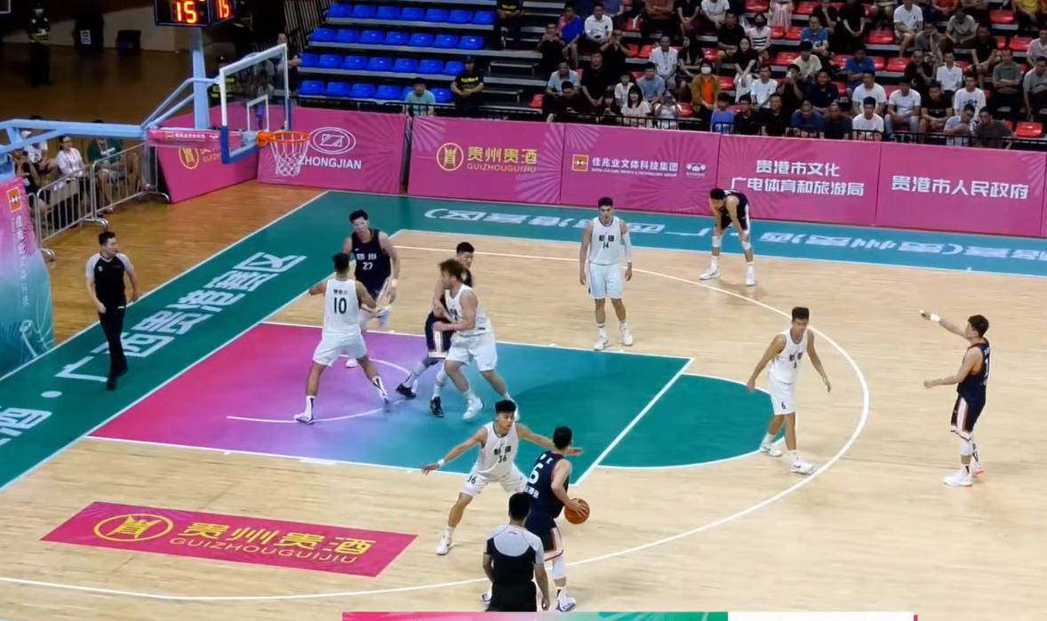 关于上海男篮实现惊险逆转四川队,力挽狂澜的信息 关于上海男篮实现惊险逆转四川队,力挽狂澜的信息