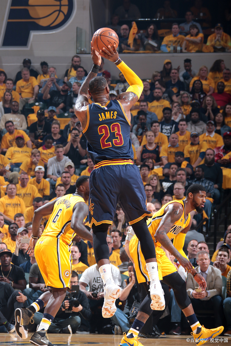 猛龙队在主场逆转湖人队,取得精彩胜利的简单介绍 猛龙队在主场逆转湖人队,取得精彩胜利的简单介绍