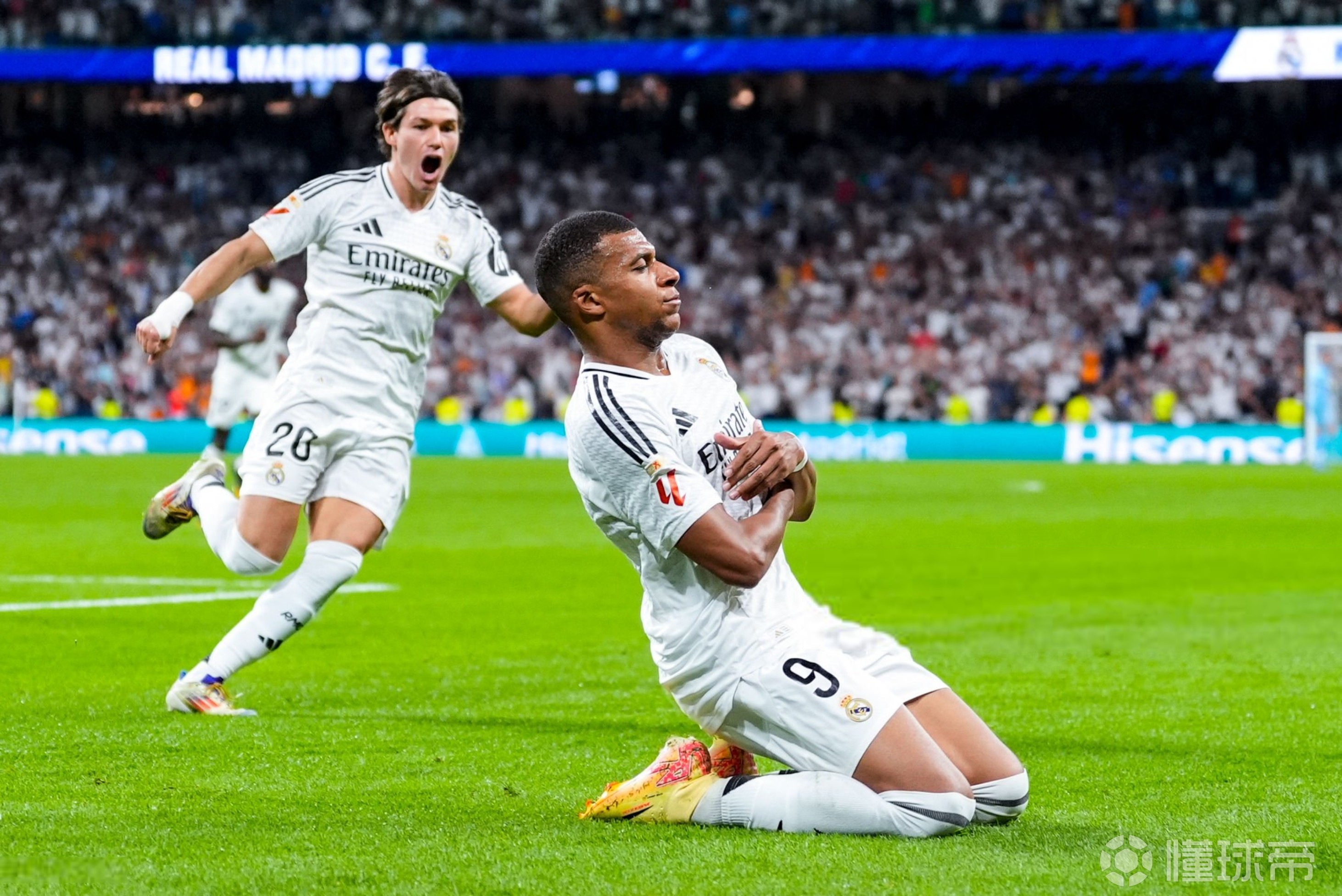 法国足球赛场的明日之星:姆巴佩的抢眼表现的简单介绍 法国足球赛场的明日之星:姆巴佩的抢眼表现的简单介绍