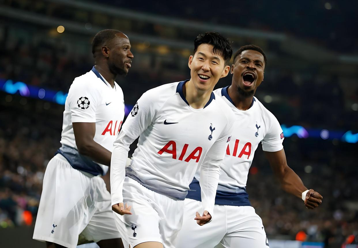 关于曼联逆转拉齐奥,完成惊天胜利的信息 关于曼联逆转拉齐奥,完成惊天胜利的信息