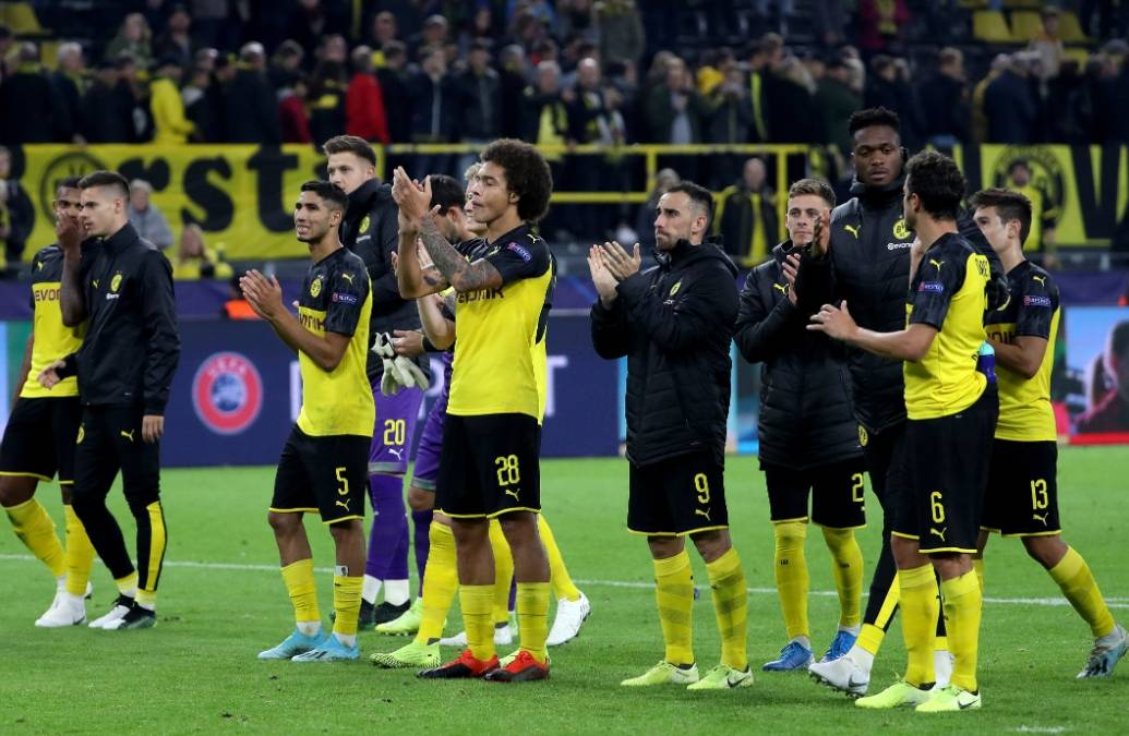 拜仁慕尼黑击败对手，跻身欧冠半决赛的简单介绍