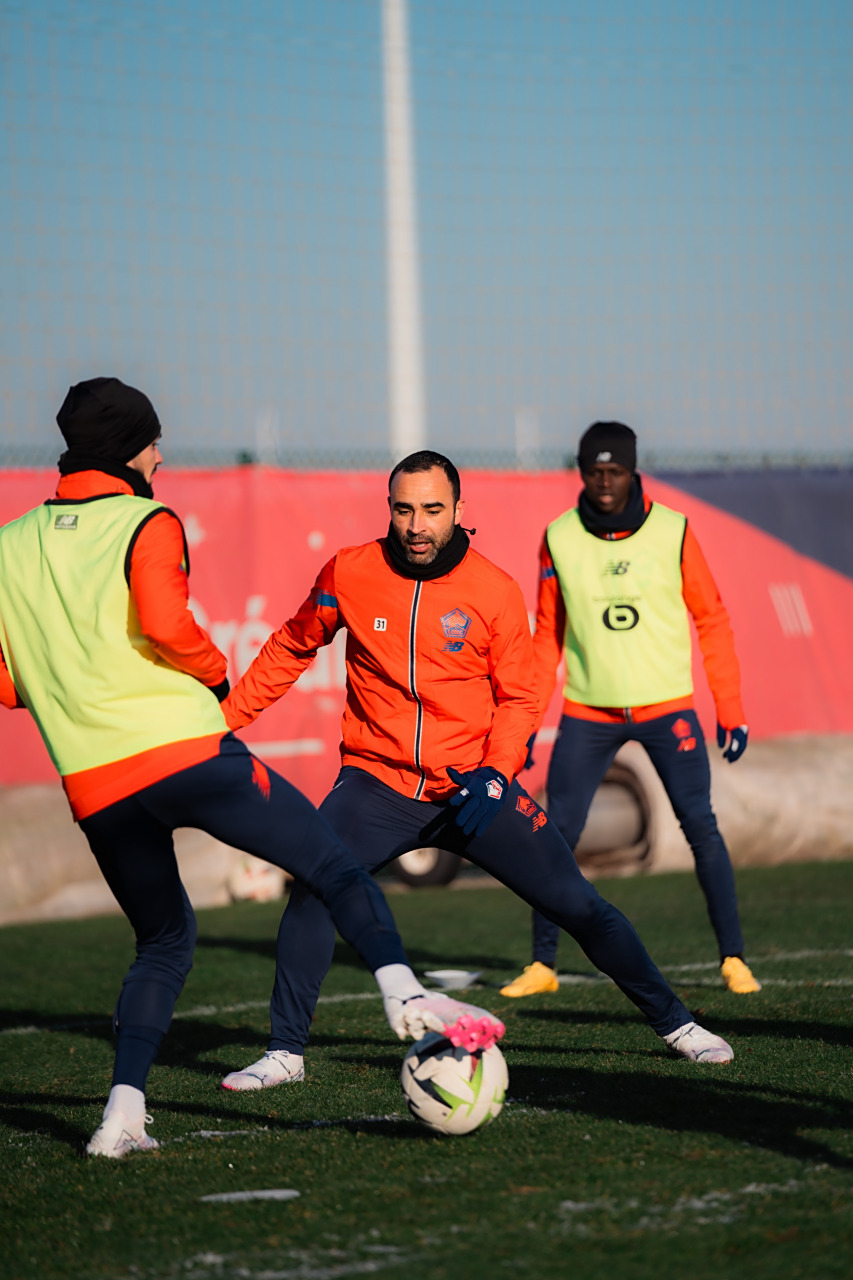 包含里尔球员集体训练,备战下一轮比赛的词条 包含里尔球员集体训练,备战下一轮比赛的词条