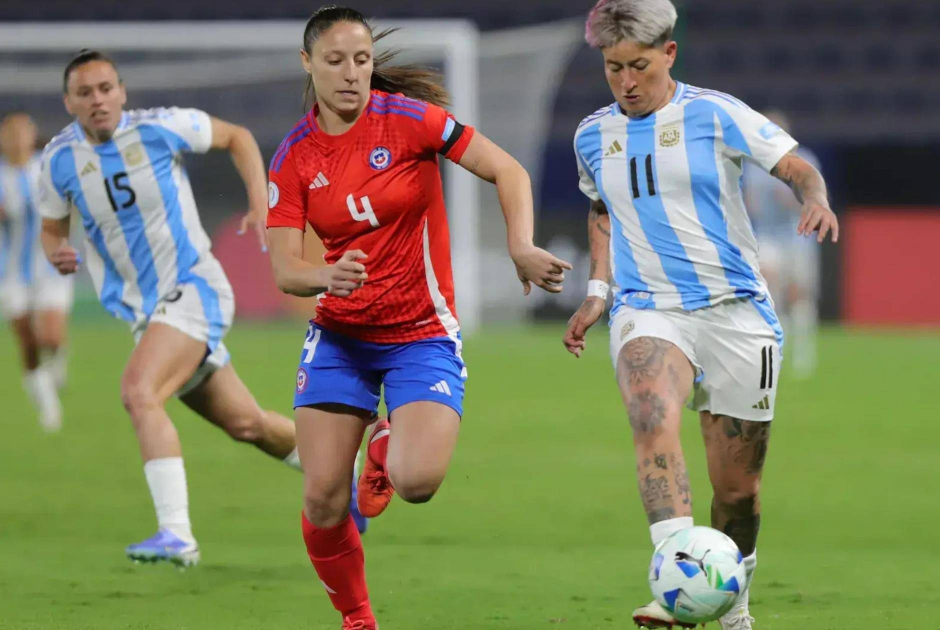 美洲杯半决赛激战,局势逆转令人震惊!的简单介绍 美洲杯半决赛激战,局势逆转令人震惊!的简单介绍