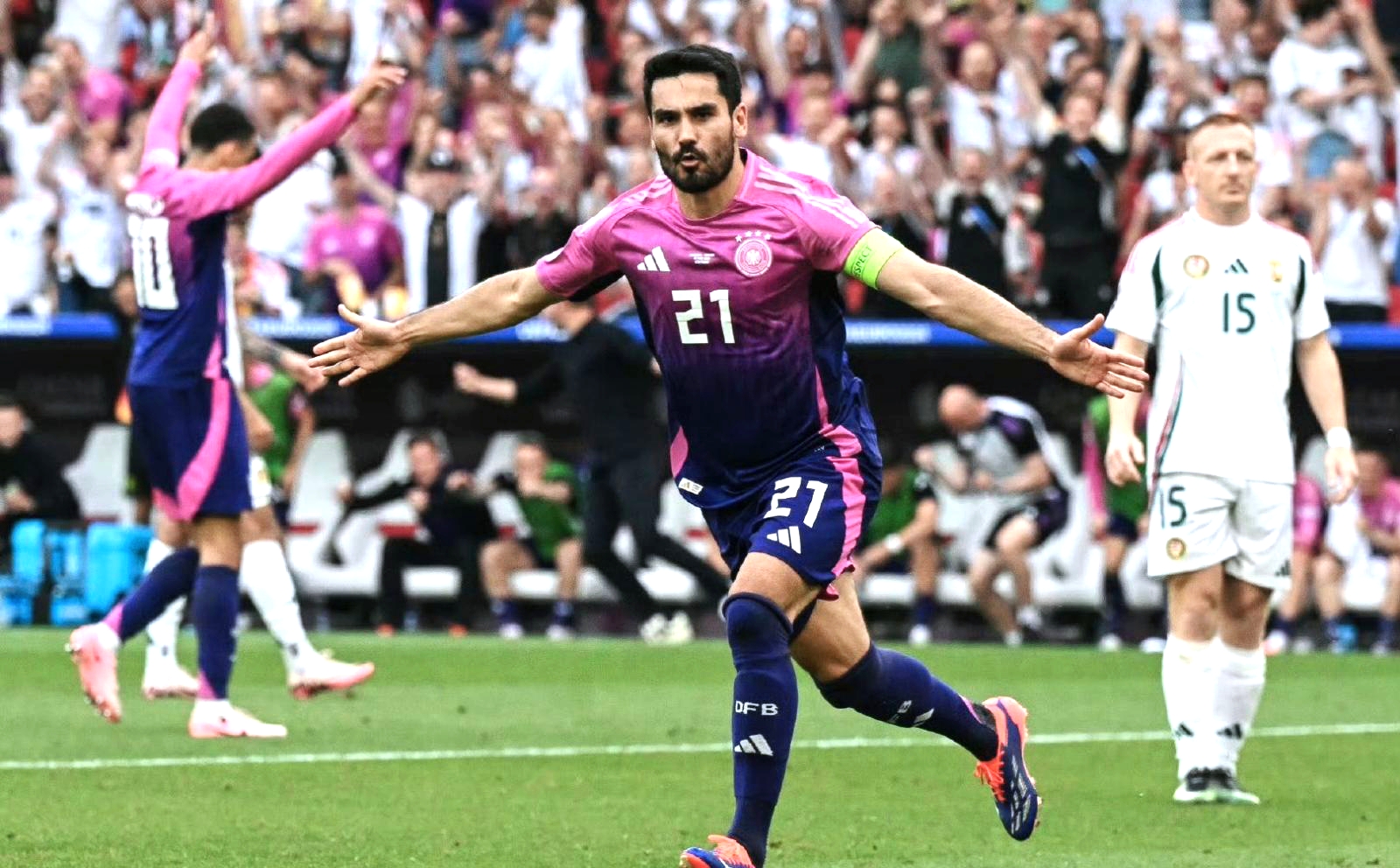 匈牙利队在欧洲杯赛场上展现出色,晋级下一阶段的简单介绍 匈牙利队在欧洲杯赛场上展现出色,晋级下一阶段的简单介绍