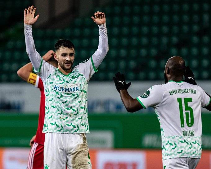 俄罗斯球队创造历史，引发球迷狂热的简单介绍