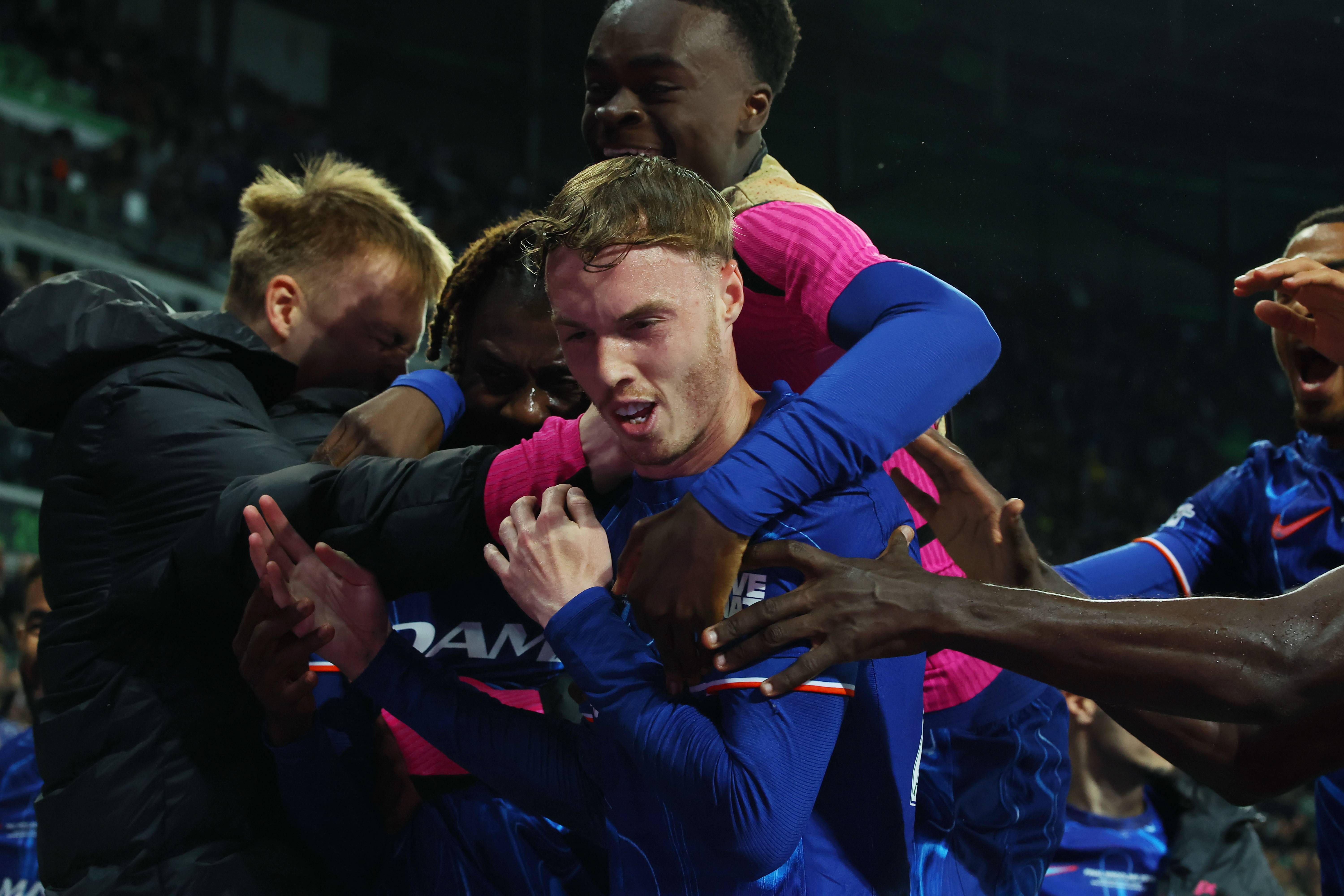 艰难的比赛!切尔西球队在尾声翻盘 艰难的比赛!切尔西球队在尾声翻盘