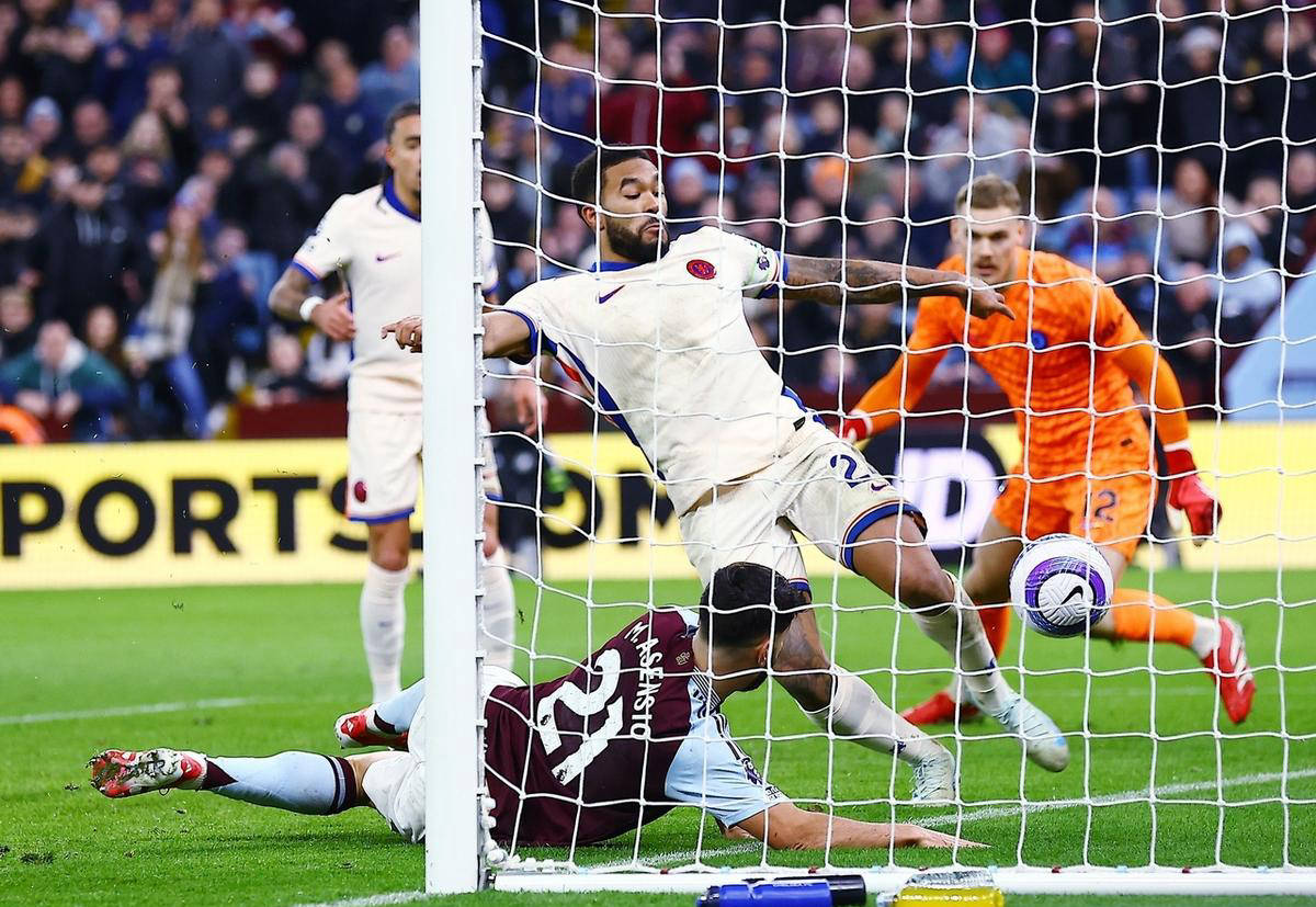 关于曼联客场逆转南安普敦,继续追赶前列的信息 关于曼联客场逆转南安普敦,继续追赶前列的信息