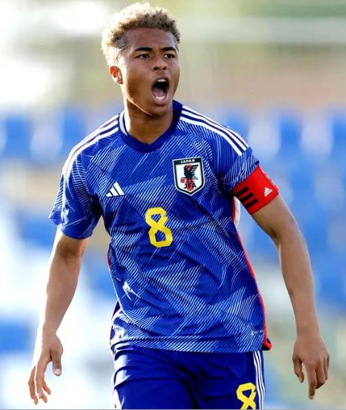 神秘新星惊艳出场!亚洲足球风头无限的简单介绍 神秘新星惊艳出场!亚洲足球风头无限的简单介绍