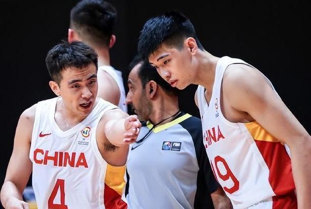 青海男篮团结一心,赢得关键比赛 青海男篮团结一心,赢得关键比赛