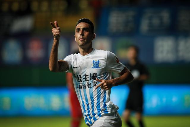 包含重庆力帆主场-小胜广州富力,取得关键胜利的词条 包含重庆力帆主场-小胜广州富力,取得关键胜利的词条