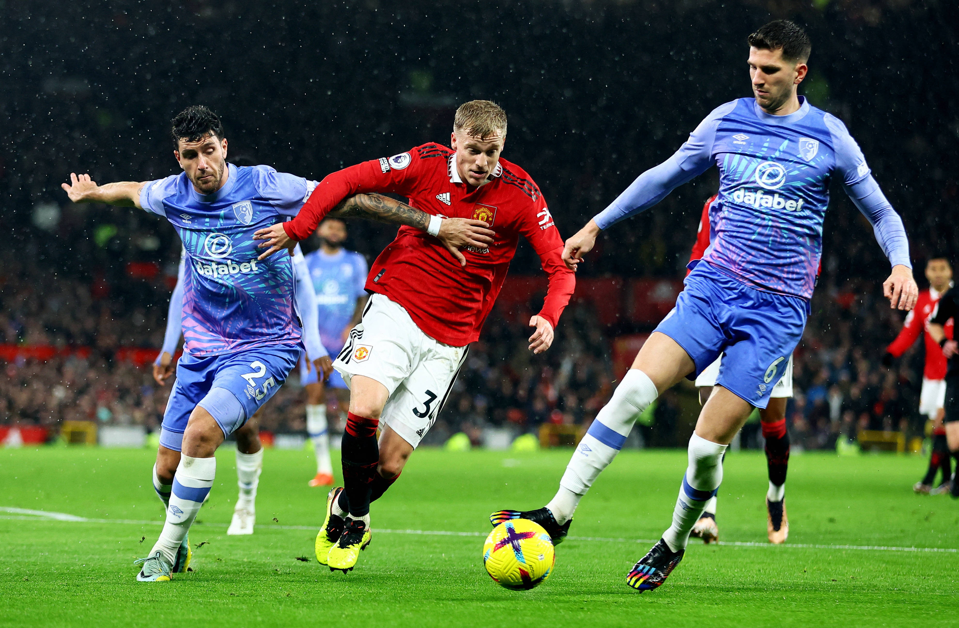 伯恩茅斯客场惨败南安普顿,新赛季开场遇挫的简单介绍 伯恩茅斯客场惨败南安普顿,新赛季开场遇挫的简单介绍