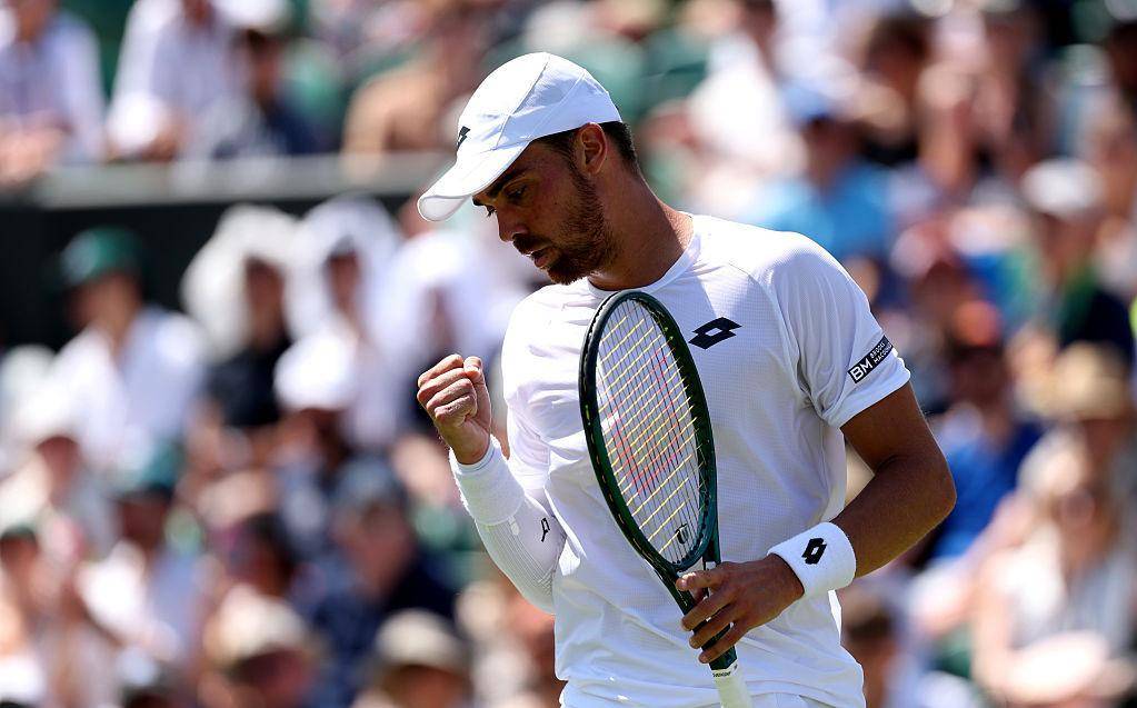 法网完胜温网，西西帕斯扛起全队