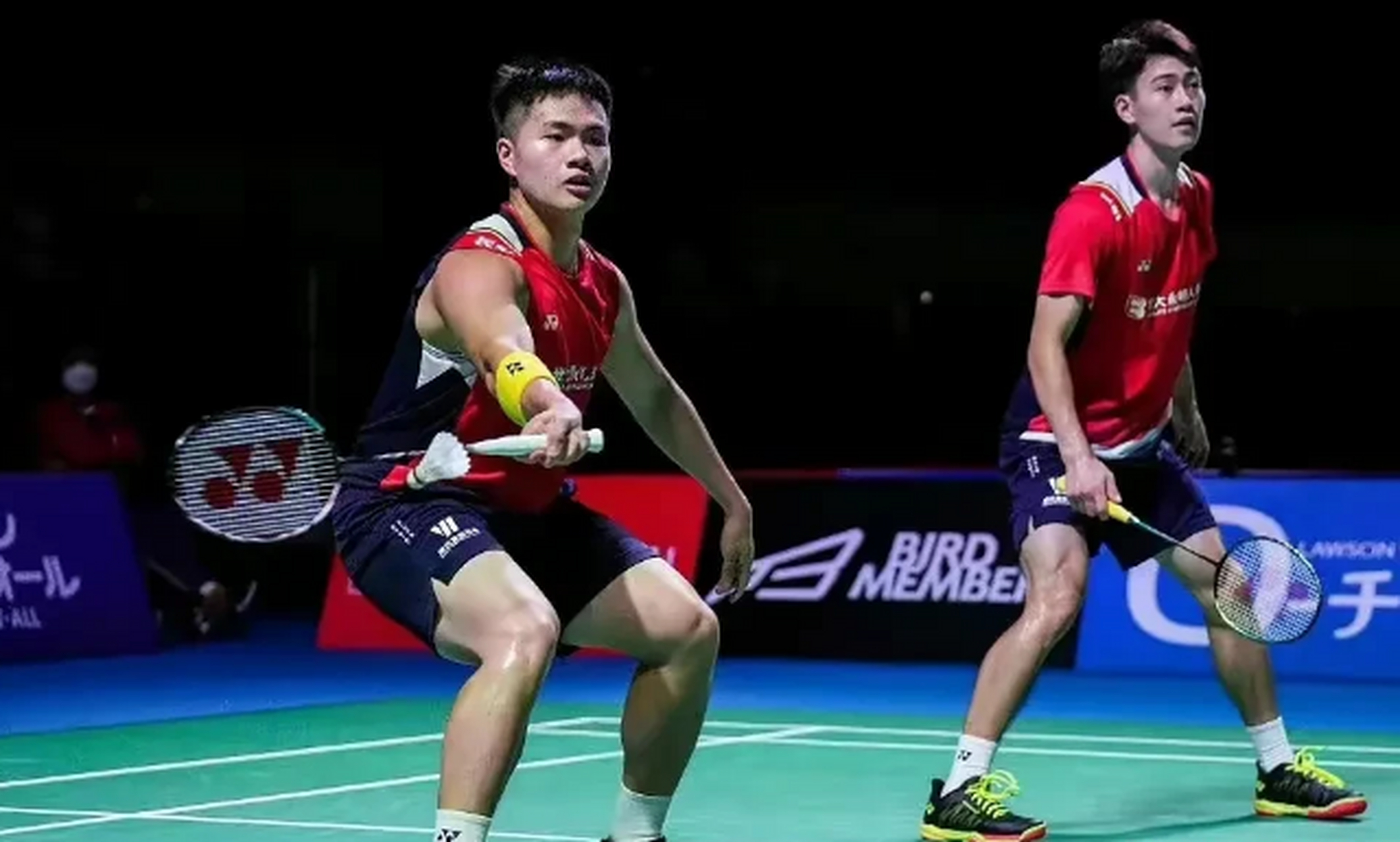 丹麦队翻盘泰国队,黄鸭组合统治全场 丹麦队翻盘泰国队,黄鸭组合统治全场